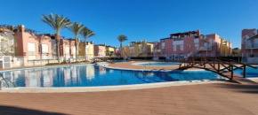 Laguna Beach 2-bedroom apartment with sun terrace, sea views, Wifi